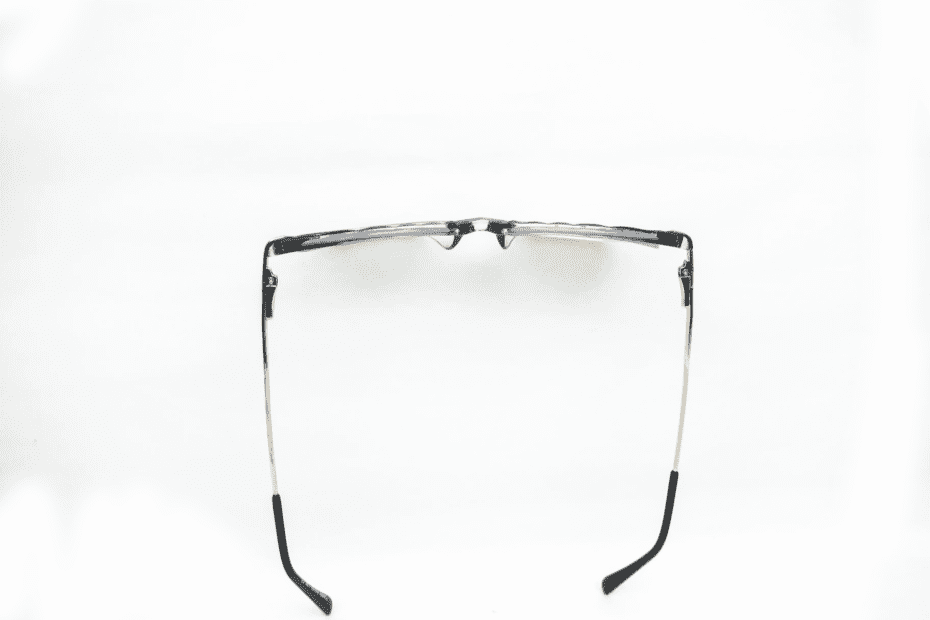 Lente de óculos mais fina do mercado: tudo sobre as Lentes Tokai 1.76