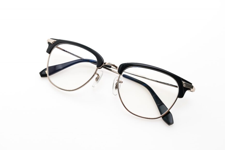 Armação de óculos barata: saiba onde encontrar